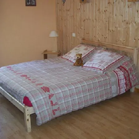 Le De L'ourserie Bed & Breakfast *